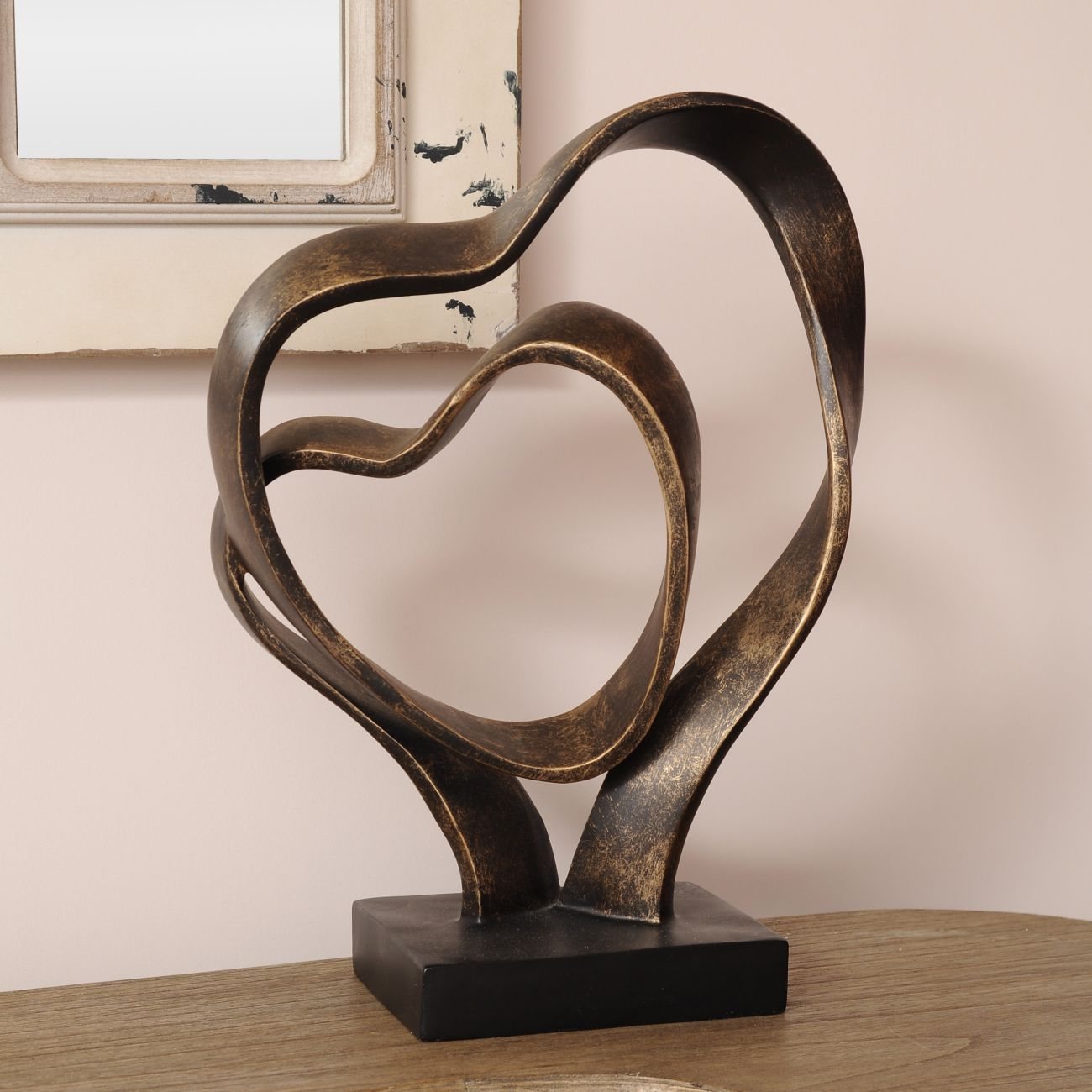 Double Heart Sculpture Dansk