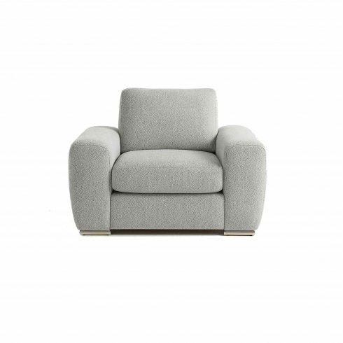 Grand Armchair