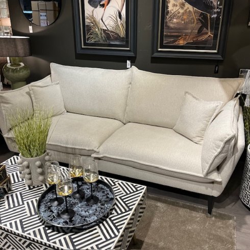 Dante In Level 2 Mirto Fabric with French Seam