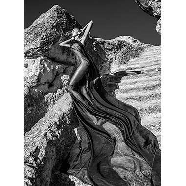 Rocky Lady - Photo Art on Plexiglass - Shiny Aluminium Frame