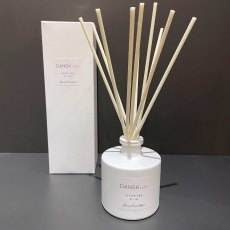 Dansk Home Fragrance - White Tea and Lily