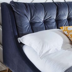 Ruskin 5' King Size Bedstead