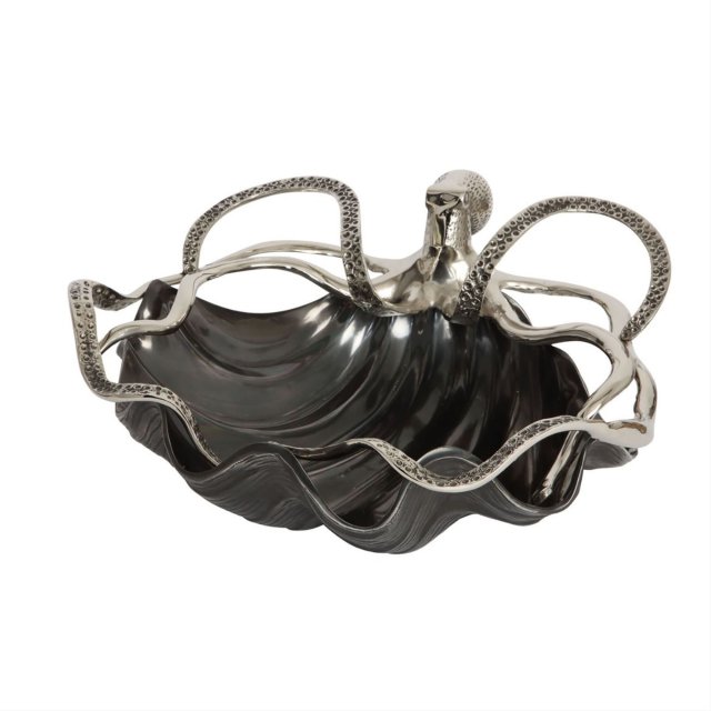 Black Shell Bowl with Octopus