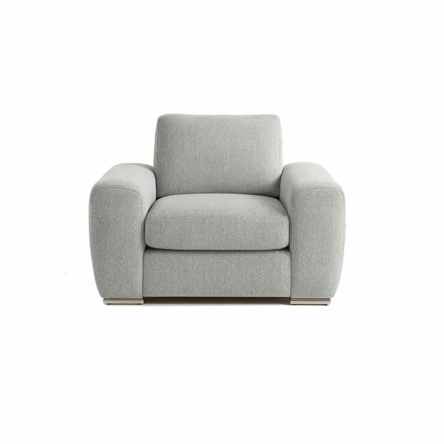 Grand Armchair