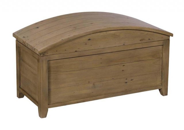 Raffles Blanket Chest